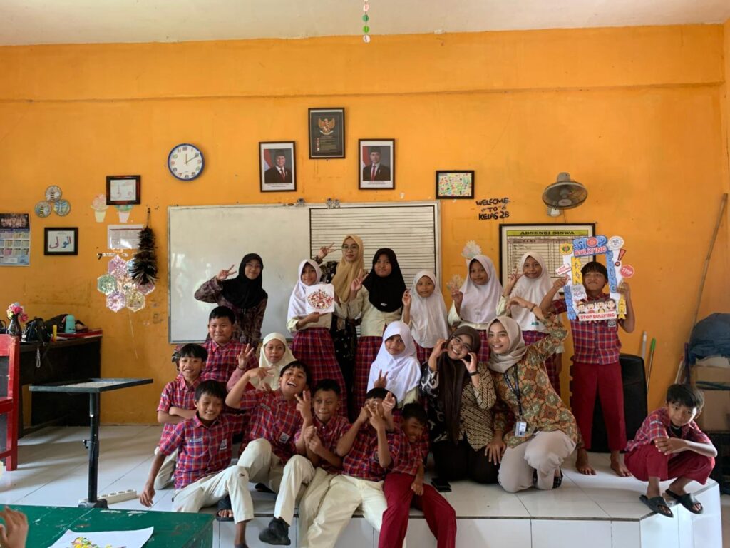 Cegah Perundungan Sejak Dini, Mahasiswa KKN Unram Gelar Literasi ‘Stop Bullying’ di SDN 1 Gerung Utara