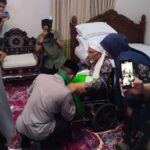 Khidmat, Kapolda NTB Irjen Pol Kalingga Rendra Raharja Sowan ke Datok Bagu: Minta Doa Restu Jaga Keamanan Bumi Gora